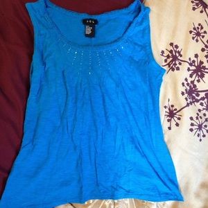 RQT Blue small sleeveless blouse